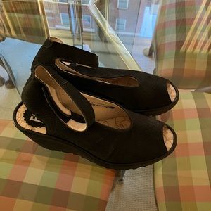 Fly London shoes worn once